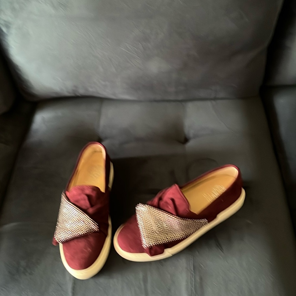 Suede slip on tennis shoe